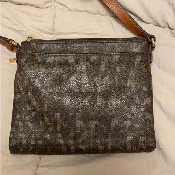Michael Kors Crossbody Purse Monogram - Picture 6 of 7